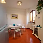 דירה R27 - Graziosa Con Giardino E Posto Auto *