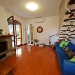R27 - Graziosa Con Giardino E Posto Auto דירה *