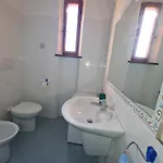 R27 - Graziosa Con Giardino E Posto Auto דירה