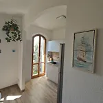 R27 - Graziosa Con Giardino E Posto Auto