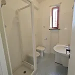 R27 - Graziosa Con Giardino E Posto Auto * נומאנה
