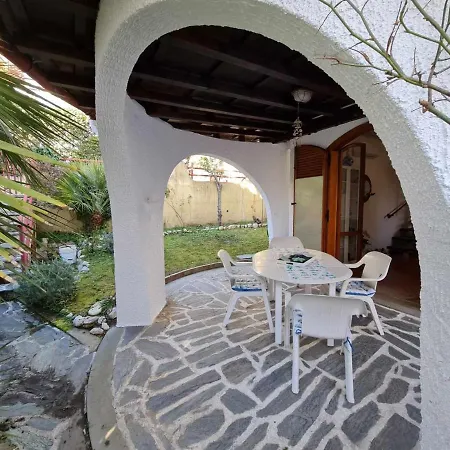 Daire R27 - Graziosa Con Giardino E Posto Auto *