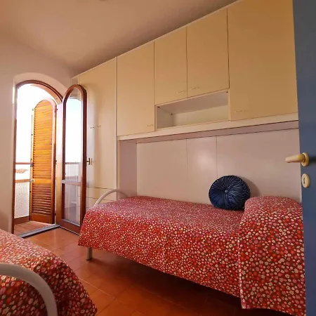 Apartment R27 Graziosa Con Giardino E Posto Auto