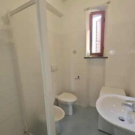 Appartamento R27 - Graziosa Con Giardino E Posto Auto